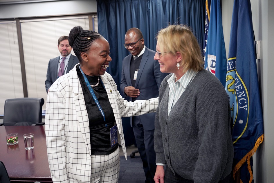  FEMA Administrator Deanne Criswell meets with Kenya’s National Security Advisor, Dr. Monica Juma, for a discussion on how we are preparing emergency managers to confront current and future risks. 